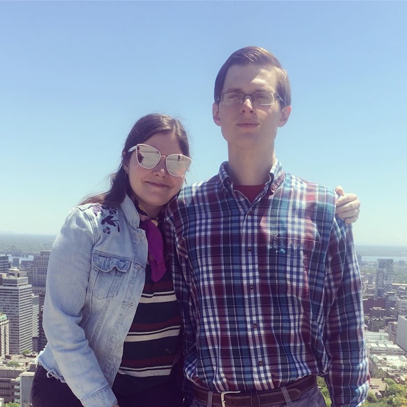 Meet your Posher, Erricka - Picture 3 of 4